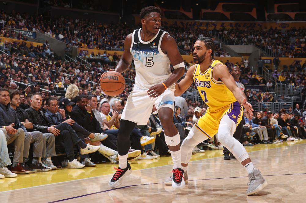 一位名叫李 一位名叫李